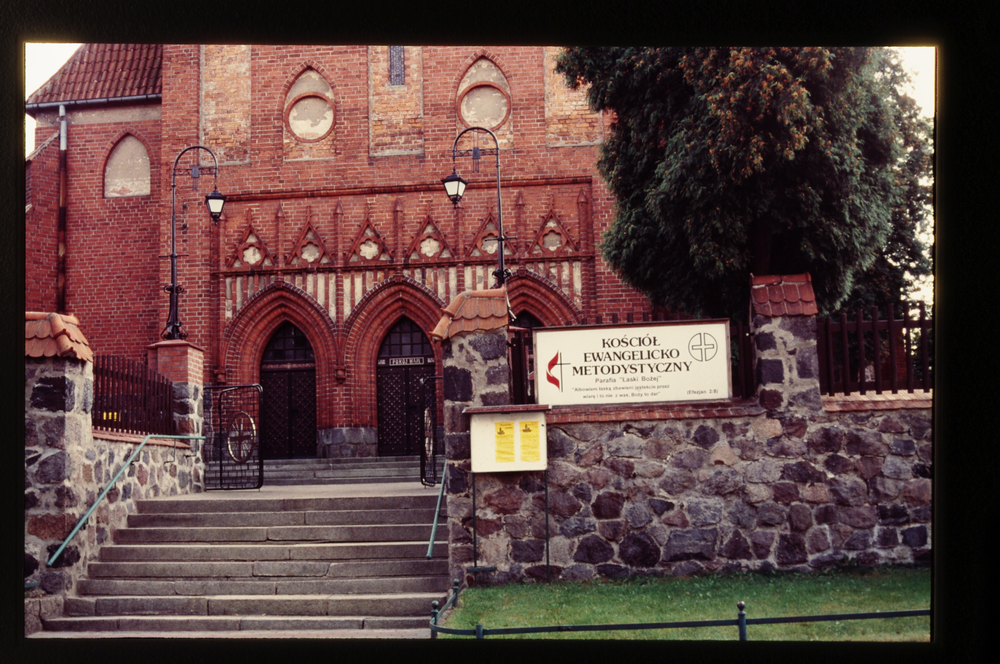 Osterode (Ostpr.) (Ostróda), Schillerstraße, Evangelische Kirche, Eingang