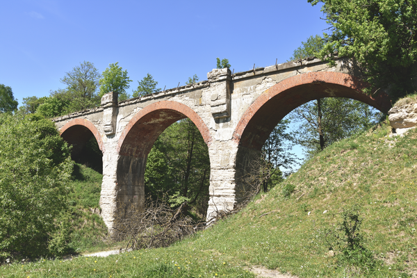 Äschenbruch, Ehemalige Eisenbahnbrücke