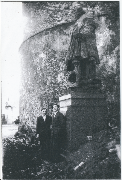 Königsberg (Pr.) (Калининград), Herzog-Albrecht-Denkmal am Turm des Kürschners