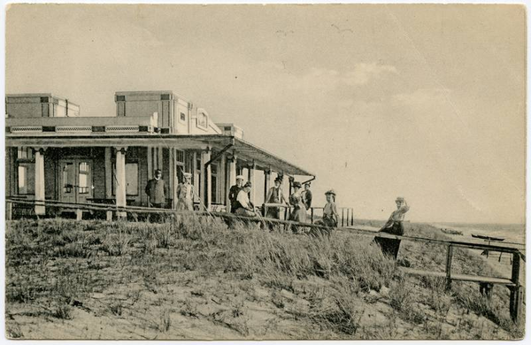 Schwarzort, Neue Strandhalle