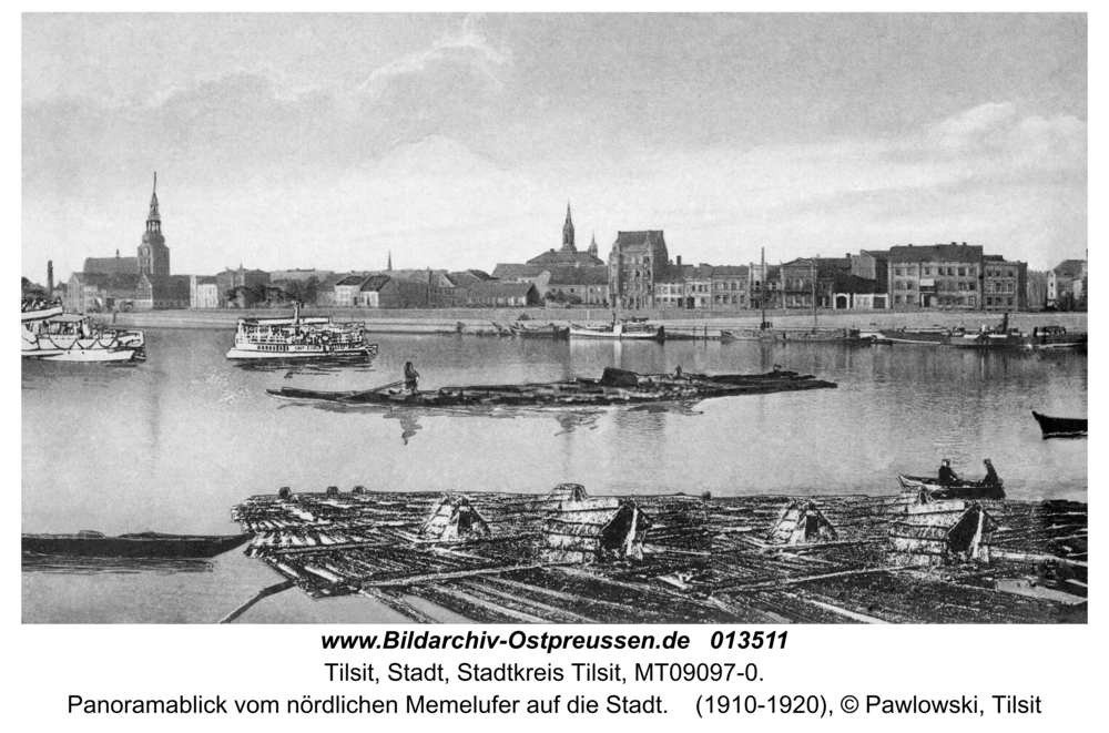 Tilsit, Panoramablick vom nördlichen Memelufer auf die Stadt