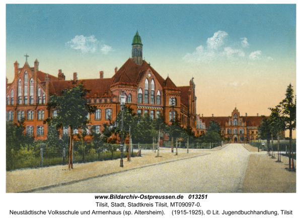 Tilsit, Neustädtische Volksschule und Armenhaus (sp. Altersheim)