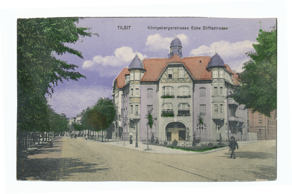 Tilsit, Thesingplatz, Eckhaus Clausius- und Grabenstr., Blick in die Clausiusstr.