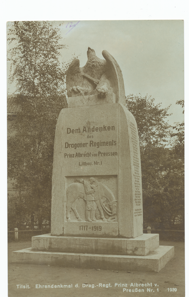 Tilsit, Thesingplatz, Denkmal des Dragoner-Regiments Prinz Albrecht v. Preußen Nr. 1