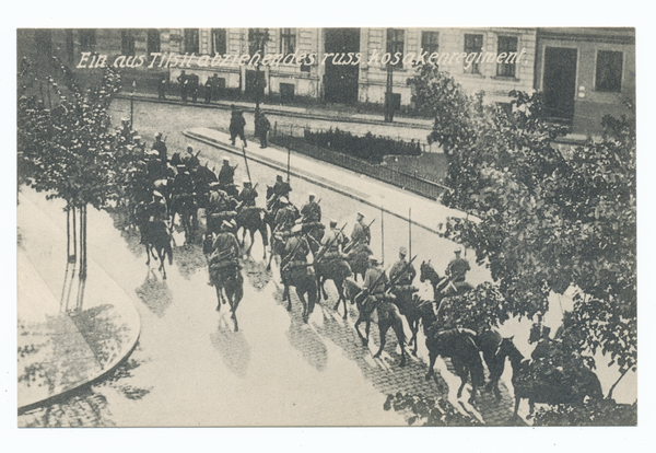 Tilsit, Herzog-Albrecht-Platz, Abzug des russischen Kosakenregiments