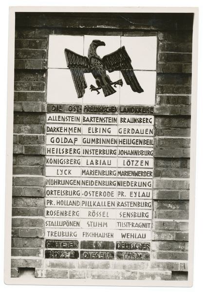Hohenstein Kr. Osterode, Reichsehrenmal Tannenberg, Die aufgeführten ostpr. Landkreise stifteten diesen Turm