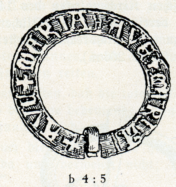 Stangenwalde Kr. Sensburg, Geschlossene Ringfibel mit plattem Rahmen und Inschrift