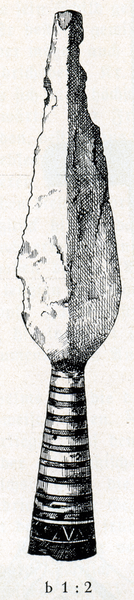 Laptau, Ornamentierte Lanzenspitze