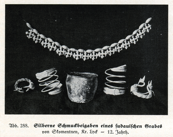 Skomentnen, Silberne Schmuckbeigaben eines sudauischen Grabes