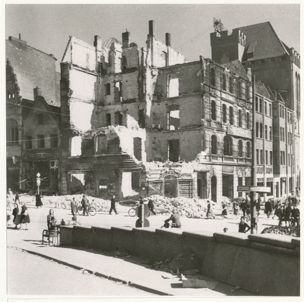 Königsberg (Pr.), Steindamm, Ecke Gesekusplatz, Kriegsschäden