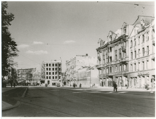 Königsberg (Pr.), Paradeplatz, Gräfe und Unzer (Verlagshaus) rechts Café Bauer, Kriegszerstörungen