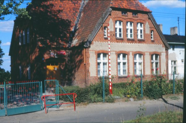 Freudenthal Kr. Rosenberg (Franciszkowo), Ehemalige Dorfschule (wg. Neubau abgerissen)