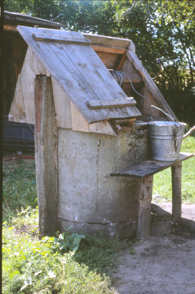 Freudenthal Kr. Rosenberg (Franciszkowo), Hausbrunnen