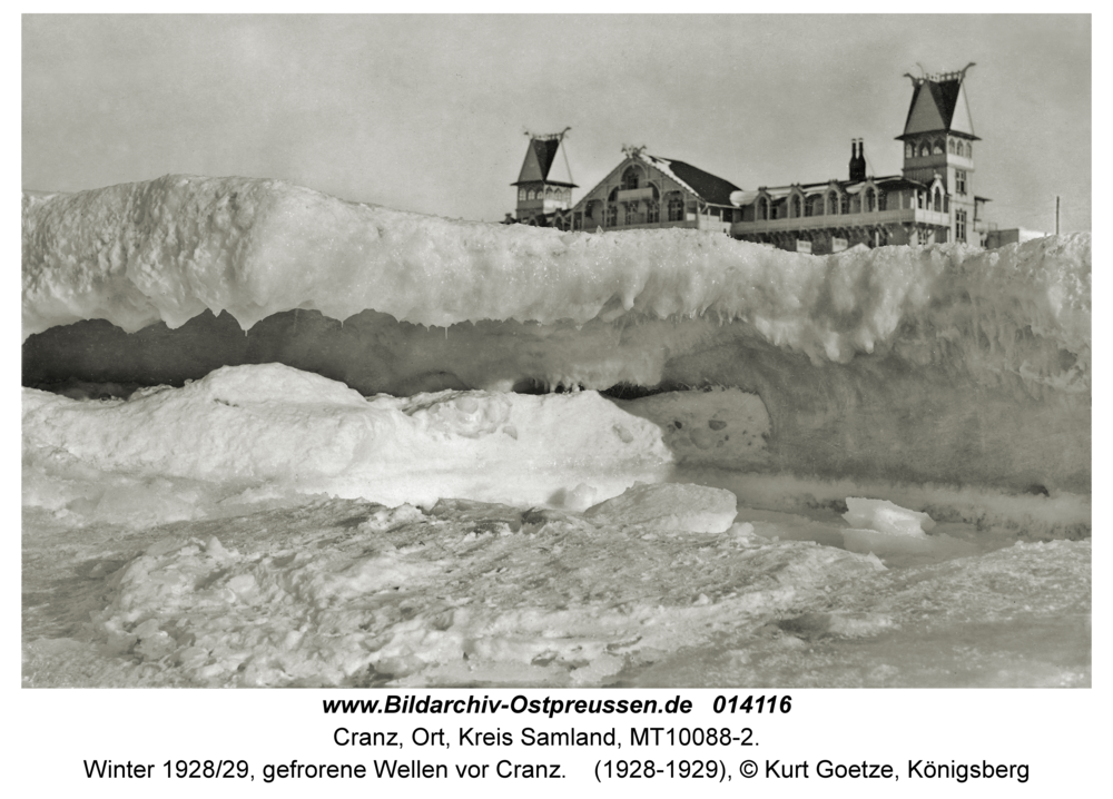 Cranz, Winter 1928/29, gefrorene Wellen vor Cranz