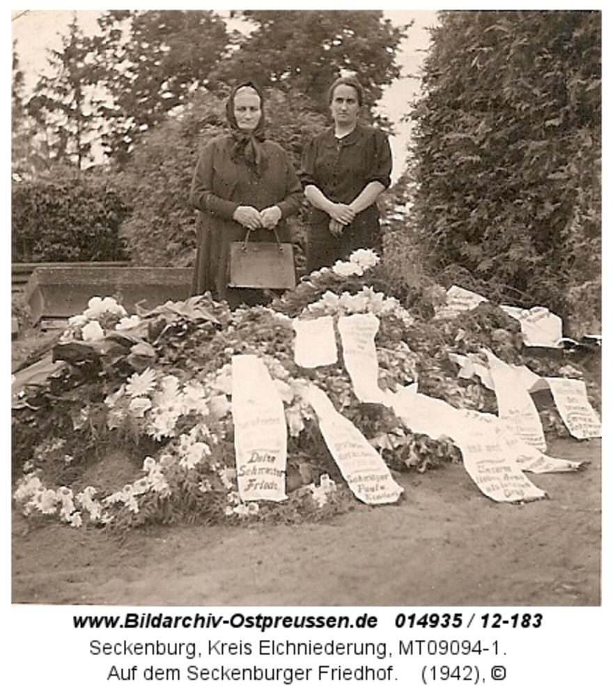 Seckenburg, Auf dem Seckenburger Friedhof