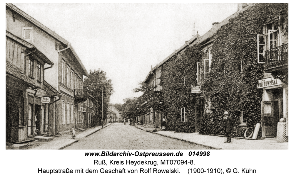 Ruß, Hauptstraße mit dem Geschäft von Rolf Rowelski