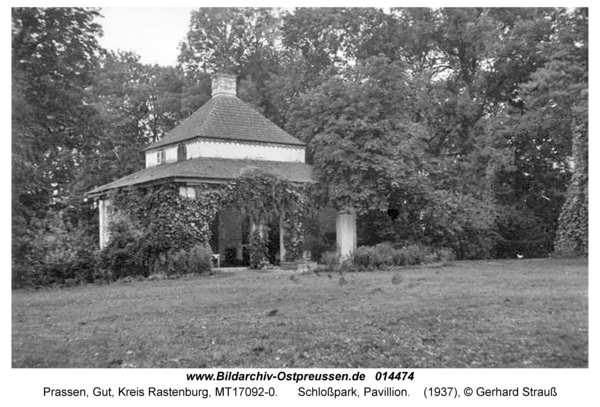 Prassen, Schloßpark, Pavillion