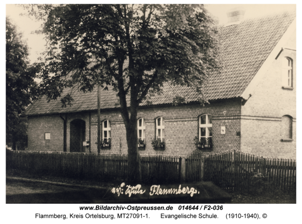 Flammberg, Evangelische Schule