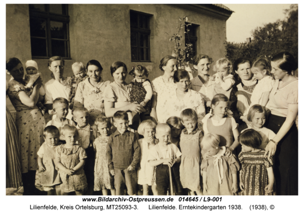 Lilienfelde. Erntekindergarten 1938