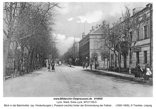 Lyck, Blick in die Bahnhofstr. (sp. Hindenburgstr.), Postamt (rechts) hinter der Einmündung der Falkstr.