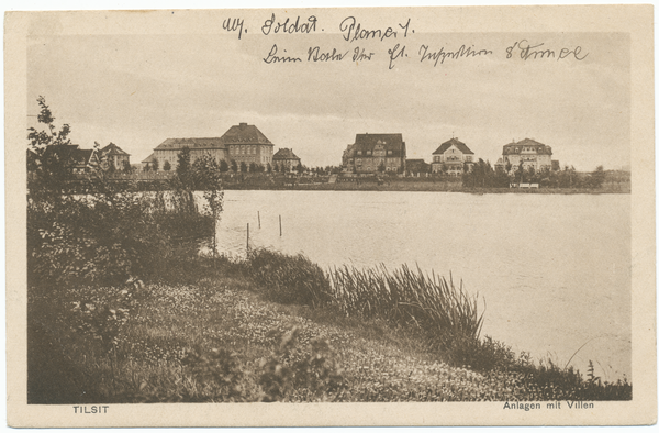 Tilsit, Teichbrücke mit Blick auf das Realgymnasium und Villen in der Sommerstraße