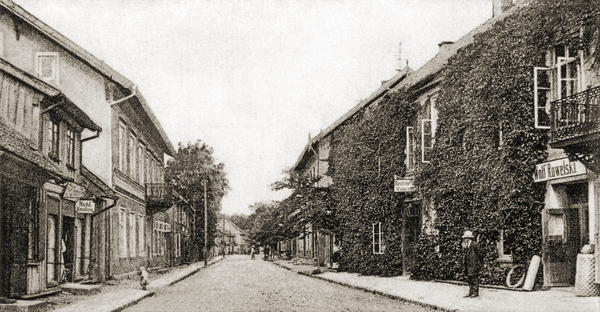 Ruß, Hauptstraße mit dem Geschäft von Rolf Rowelski