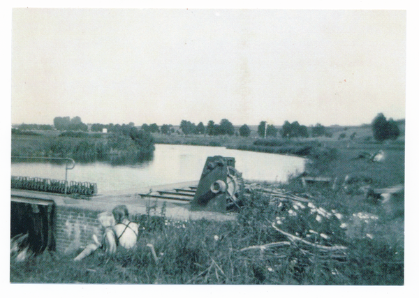 Schwägerau, An der Schleuse