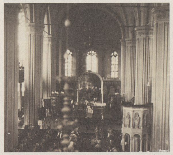 Memel, Ev. St. Johanniskirche, Blick in den Inneraum und zum Altar, Marktstr.