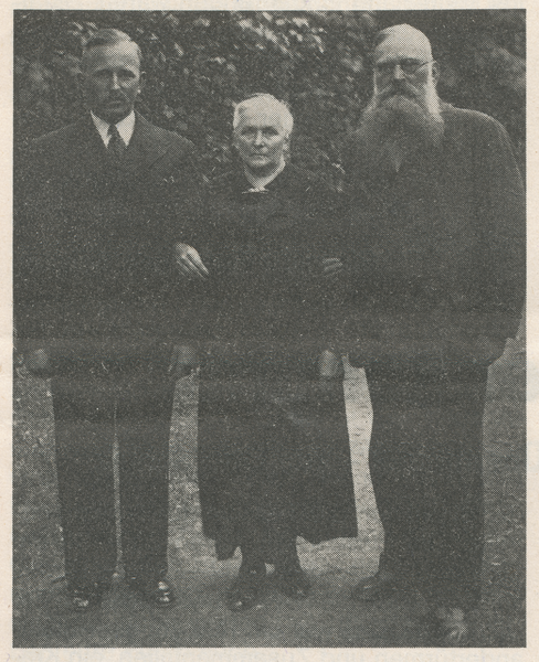 Sakuten, Lehrer Karl Sonntag mit Frau Gertrude und Sohn Hellmut