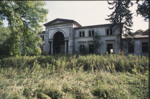 Meyken (Майское), Ehem. Gutshaus der Familie von Spaeth, Hofseite