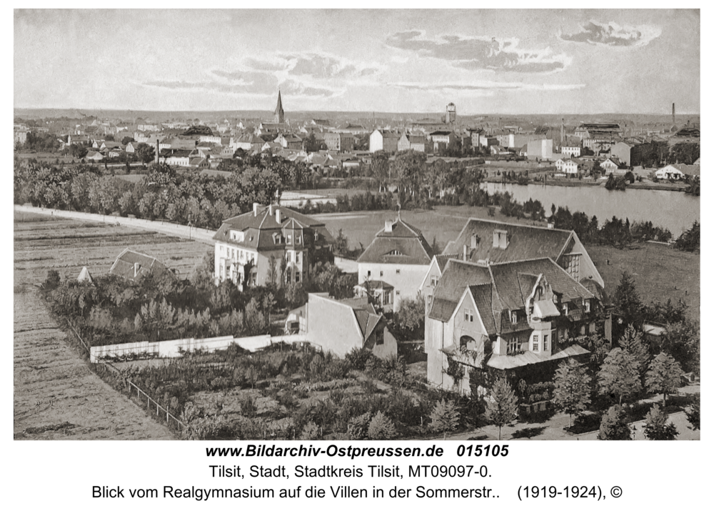 Tilsit, Blick vom Realgymnasium auf die Villen in der Sommerstr.