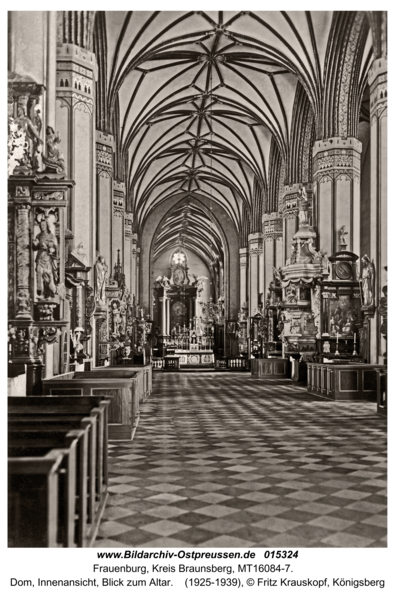 Frauenburg, Dom, Innenansicht, Blick zum Altar