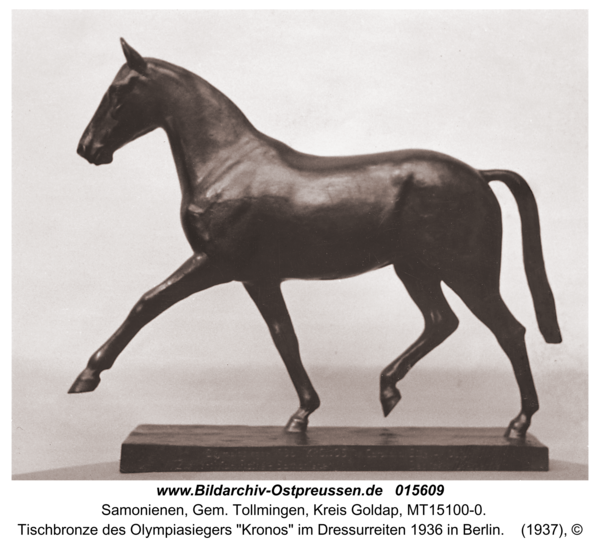 Reiterhof, Tischbronze des Olympiasiegers "Kronos" im Dressurreiten 1936 in Berlin