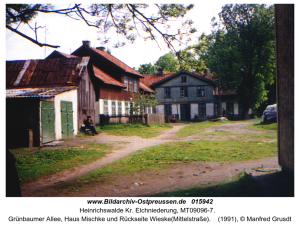 Heinrichswalde, Grünbaumer Allee, Haus Mischke und Rückseite Wieske(Mittelstraße)