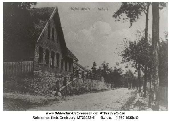 Rohmanen, Schule