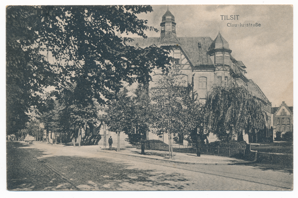 Tilsit, Thesingplatz, Eckhaus Clausius- und Grabenstr., Blick in die Grabenstr.