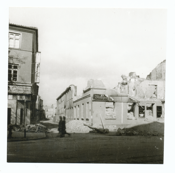 Tilsit, Hohe Str. Bierpalast Paul Fendius nach der Zerstörung