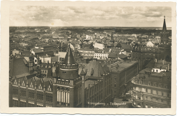 Königsberg, Blick vom Schloßturm nach Nordwesten, Post und Altstädtische Kirche