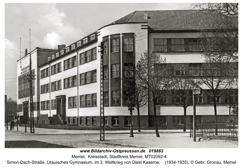 Memel, Simon-Dach-Straße, Litauisches Gymnasium, im 2. Weltkrieg von Diest Kaserne