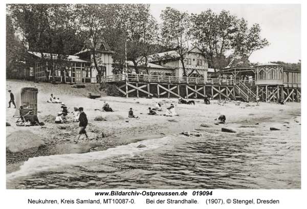 Neukuhren, Bei der Strandhalle