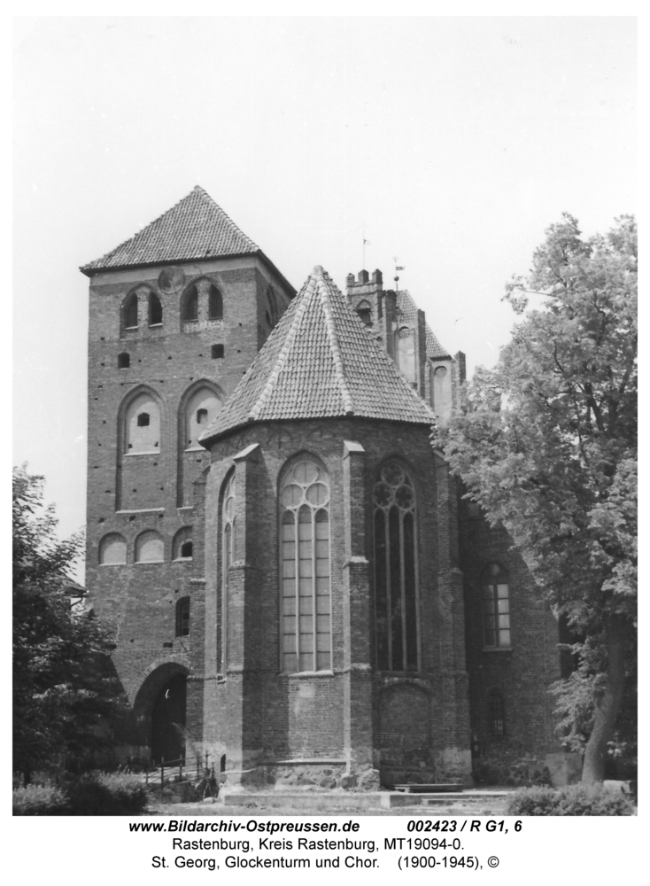 Rastenburg, St. Georg, Glockenturm und Chor