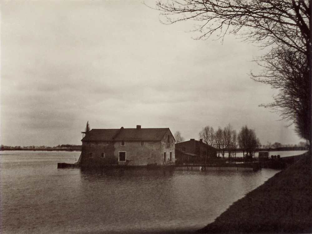 Tilsit, Überschwemmungsgebiet der Memel westlich der Eisenbahnbrücke