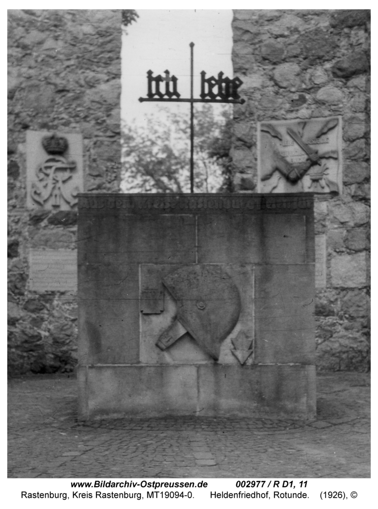 Rastenburg, Heldenfriedhof, Rotunde