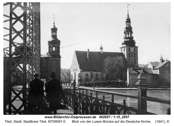 Tilsit, Blick von der Luisen-Brücke auf die Deutsche Kirche