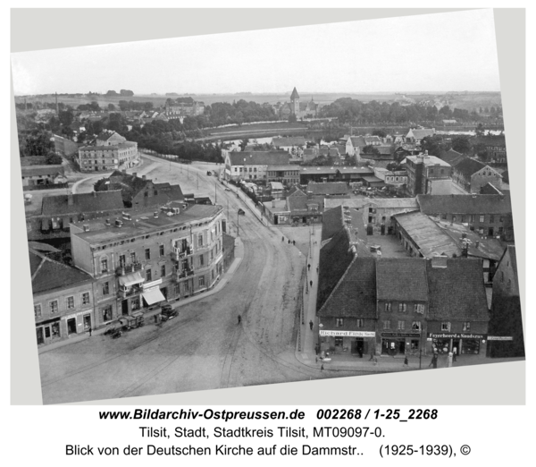 Tilsit, Blick von der Deutschen Kirche auf die Dammstr.