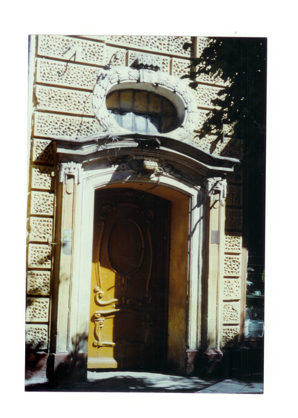 Tilsit, Portal in der Clausiusstr. ??