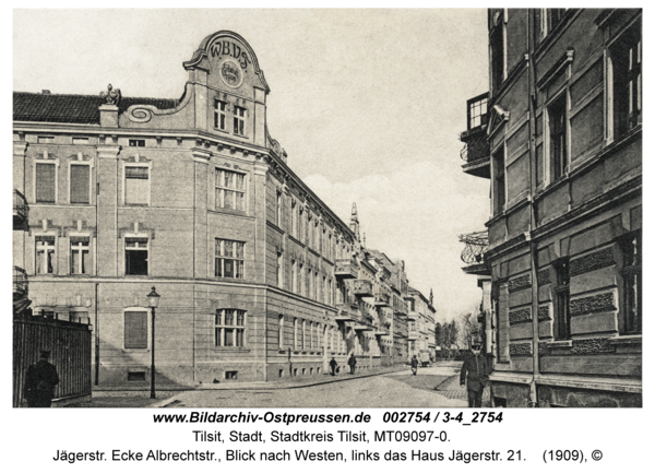 Tilsit, Jägerstr. Ecke Albrechtstr., Blick nach Westen, links das Haus Jägerstr. 21