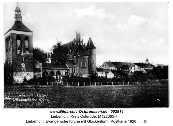 Liebemühl. Evangelische Kirche mit Glockenturm. Postkarte 1928