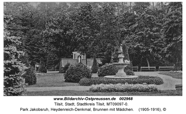 Tilsit, Park Jakobsruh, Heydenreich-Denkmal, Brunnen mit Mädchen