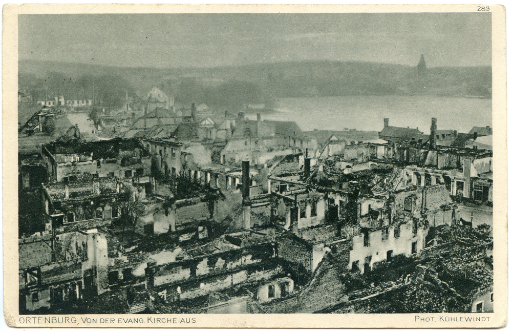 Ortelsburg, Blick von der Ev. Kirche aus auf die zerstörte Stadt